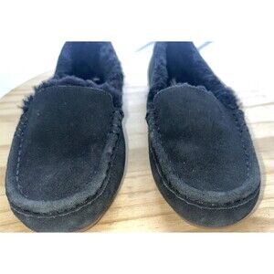 Koolabura by UGG Suede  Black Tipton Slippers Size 4